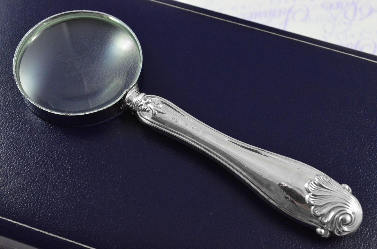 Large Magnifying Glass With a Sterling Silver Rim & Silver Mounts Sheffield  1899 