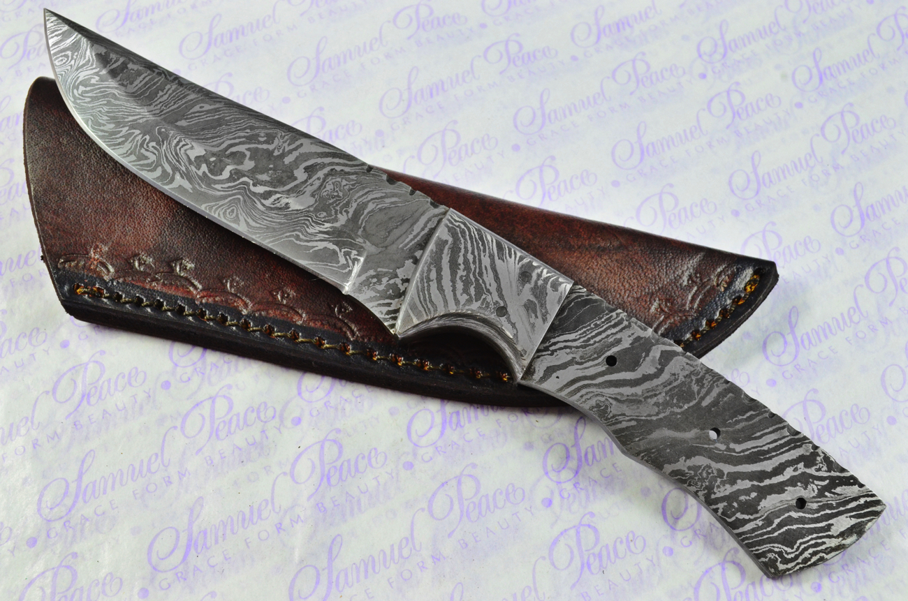 Knife Making Kit Damascus Steel Hunting/bowie/bushcraft Knife Laminate Wood  Scales Unbelievable Piece Pristine Inc Leather Sheath 